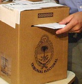 Industria Política: con compromiso de compra