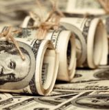 Aseguran que el dólar bajó por mejora en oferta y contexto internacional, pero estiman que subirá en las próximas semanas