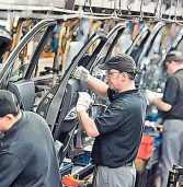 Bajó brutalmente el empleo y nadie incendió el país